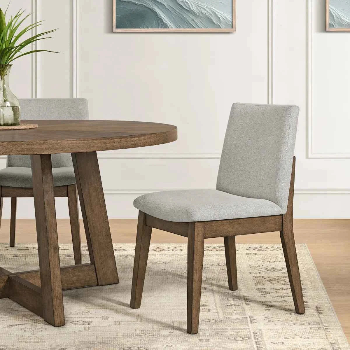 Leila Dining Chair 2-Pack – Modern Comfort & Stylish Seating