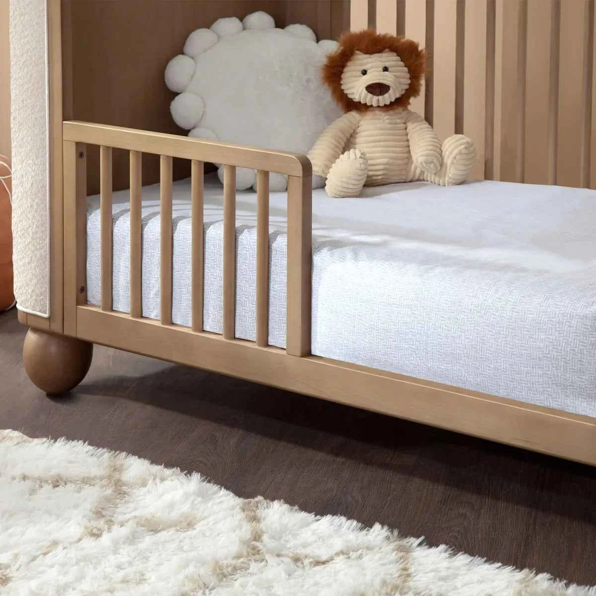 Riley Grace Convertible Crib – 4-in-1 Baby Crib with Modern Design