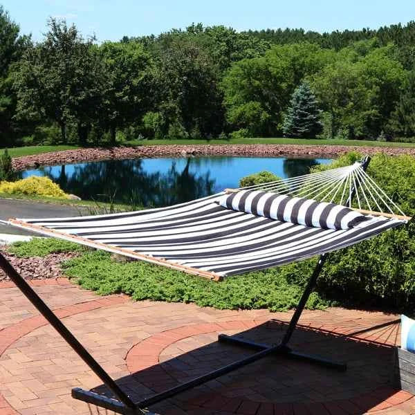 2-Person Quilted Polyester Spreader Bar Hammock – Comfortable & Durable Outdoor Relaxation