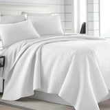 Vilano Springs® Oversized Lightweight Quilt Set with Matching Shams – Hotel-Quality Comfort